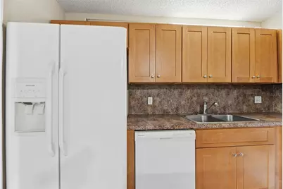 238 Woodland Road, Palm Springs, FL 33461 - Photo 7