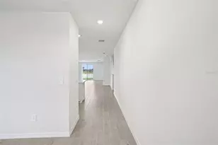 1822 Coolridge Pl, Zephyrhills, FL 33541 - Photo 5