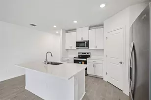 1822 Coolridge Pl, Zephyrhills, FL 33541 - Photo 15