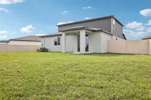 1822 Coolridge Pl, Zephyrhills, FL 33541 - Photo 39