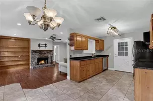 7917 Carolina Ln, Orlando, FL 32825 - Photo 7