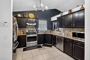 6466 Haughton Ln, Orlando, FL 32835 - Photo 15