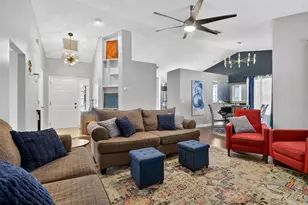 6466 Haughton Ln, Orlando, FL 32835 - Photo 11