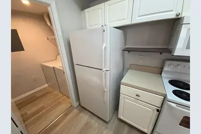 5506 Metrowest Boulevard #211, Orlando, FL 32811 - Photo 15