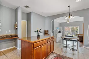 303 Clydesdale Cir, Sanford, FL 32773 - Photo 7