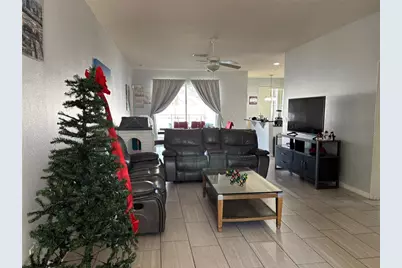 924 Emerald Green Court, Kissimmee, FL 34746 - Photo 5