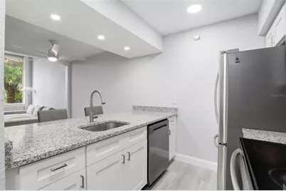5846 Peregrine #B12, Orlando, FL 32819 - Photo 5