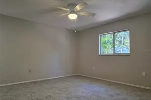 118 29th St NW, Bradenton, FL 34205 - Photo 9