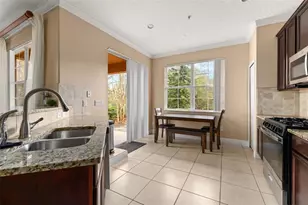 811 Assembly Ct, Reunion, FL 34747 - Photo 13