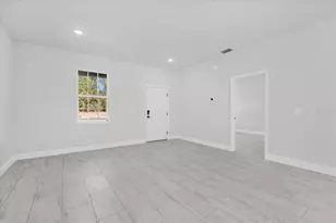 1718 W Manchester Dr, Citrus Springs, FL 34434 - Photo 5