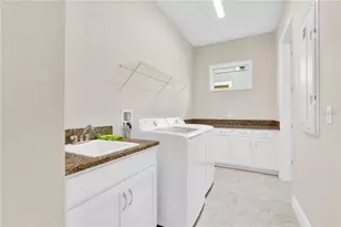 13333 Oakenshaw Ln, Orlando, FL 32832 - Photo 17