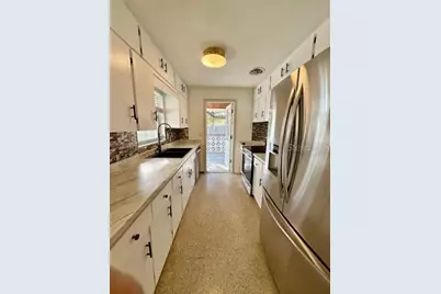 5300 18 Street, Zephyrhills, FL 33542 - Photo 3