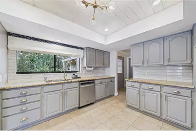 3264 Majestic Oak Drive, Saint Cloud, FL 34771 - Photo 11