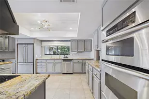 3264 Majestic Oak Dr, Saint Cloud, FL 34771 - Photo 15