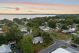 201 W Washington St, Minneola, FL 34715 - Photo 7