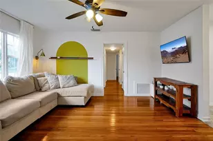 1308 W Princeton St, Orlando, FL 32804 - Photo 5