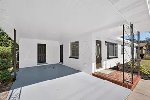 5008 E Cluster Ave, Tampa, FL 33617 - Photo 3