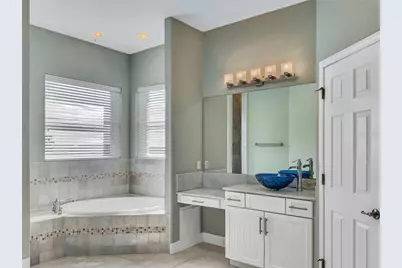 1340 Apollo Beach Boulevard S, Apollo Beach, FL 33572 - Photo 5