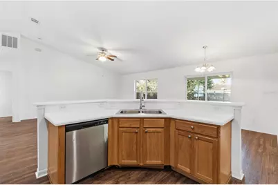 843 SE Carnival Avenue, Port Saint Lucie, FL 34983 - Photo 17