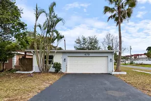 4701 Chancellor St NE, Saint Petersburg, FL 33703 - Photo 1