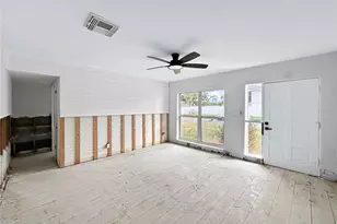 4701 Chancellor St NE, Saint Petersburg, FL 33703 - Photo 5