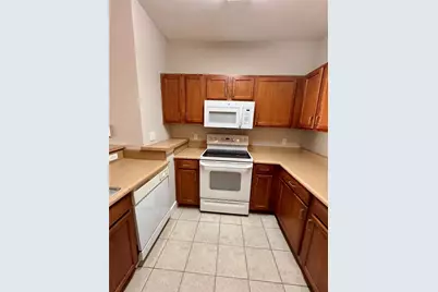 8124 Claire Ann Drive #204, Orlando, FL 32825 - Photo 3