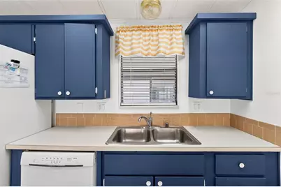 1342 Elkhart Circle, Tavares, FL 32778 - Photo 13