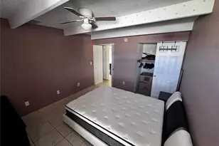 1519 Club Cir, Lakeshore, FL 33854 - Photo 11