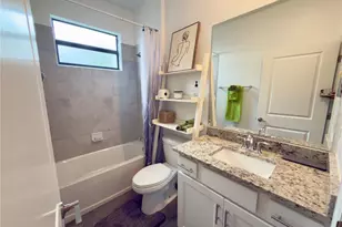 5523 Sapphire Stone Cv, Bradenton, FL 34211 - Photo 17