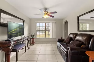 8264 Settlers Creek Loop, Lakeland, FL 33810 - Photo 9