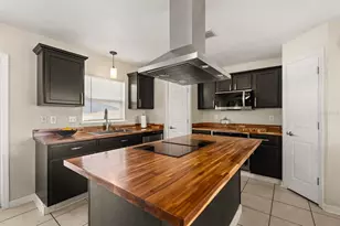 8264 Settlers Creek Loop, Lakeland, FL 33810 - Photo 3