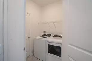 2047 Punch Bowl Ave, Davenport, FL 33837 - Photo 9