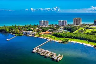 8650 S Ocean Dr, Jensen Beach, FL 34957 - Photo 47