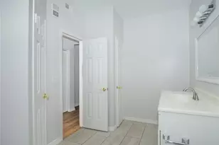 2544 Robert Trent Jones Dr, Orlando, FL 32835 - Photo 9