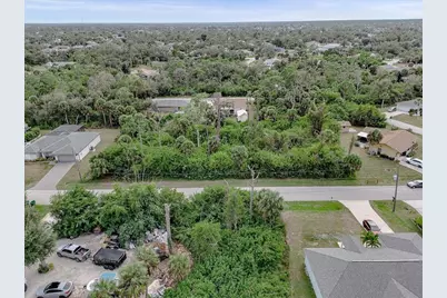 11947 Helicon Avenue, Port Charlotte, FL 33981 - Photo 5