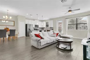 1208 Payne Stewart Dr, Davenport, FL 33896 - Photo 5