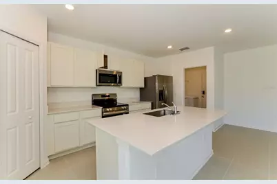 2219 Crown Rock Bluff Drive, Haines City, FL 33844 - Photo 13