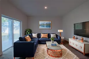 903 N New Hampshire Ave, Tavares, FL 32778 - Photo 9