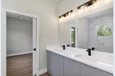 18399 Hillsborough Boulevard, Port Charlotte, FL 33954 - Photo 31