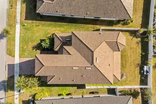 3963 Carrick Bend Dr, Kissimmee, FL 34746 - Photo 33