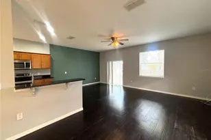 3917 Pemberly Pines Cir, Saint Cloud, FL 34769 - Photo 3