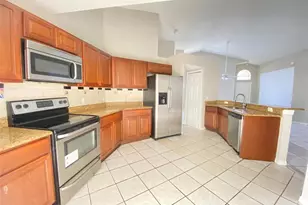 209 Cheshire Ct, Kissimmee, FL 34758 - Photo 3