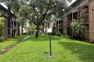 7502 Needle Leaf Pl, Tampa, FL 33617 - Photo 33