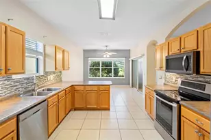 24526 Bocage Way, Leesburg, FL 34748 - Photo 9