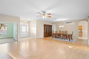 24526 Bocage Way, Leesburg, FL 34748 - Photo 7