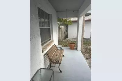 10609 Wyndcliff Drive, Orlando, FL 32817 - Photo 5