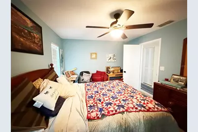 1015 Sorrento Woods Boulevard, Nokomis, FL 34275 - Photo 17