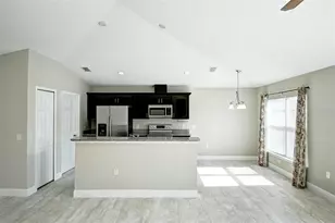 391 Camellia Ct, Kissimmee, FL 34759 - Photo 7