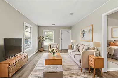 726 Forest Hill Boulevard, West Palm Beach, FL 33405 - Photo 3