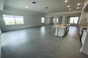 10140 White Magnolia Sq, Thonotosassa, FL 33592 - Photo 11